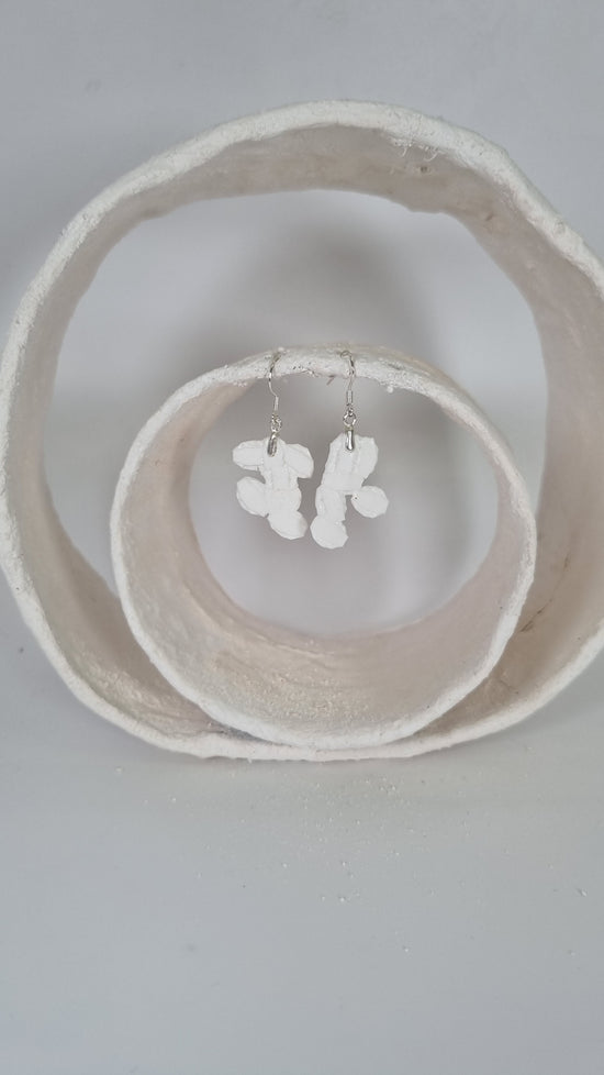 Small abstract white hama earrings - PLASTIQUE By Siân