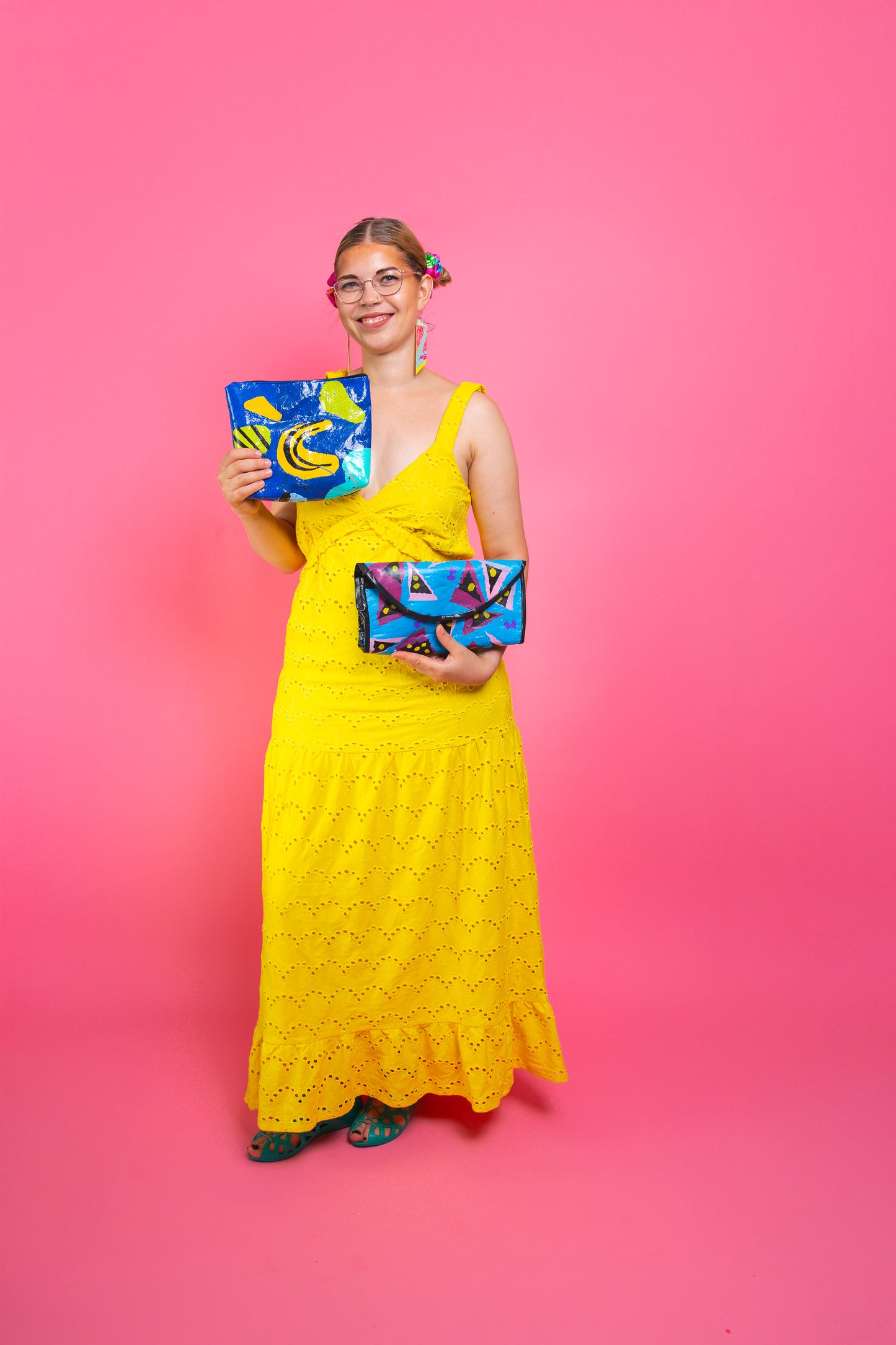 Medium make-up bag - recycled plastic