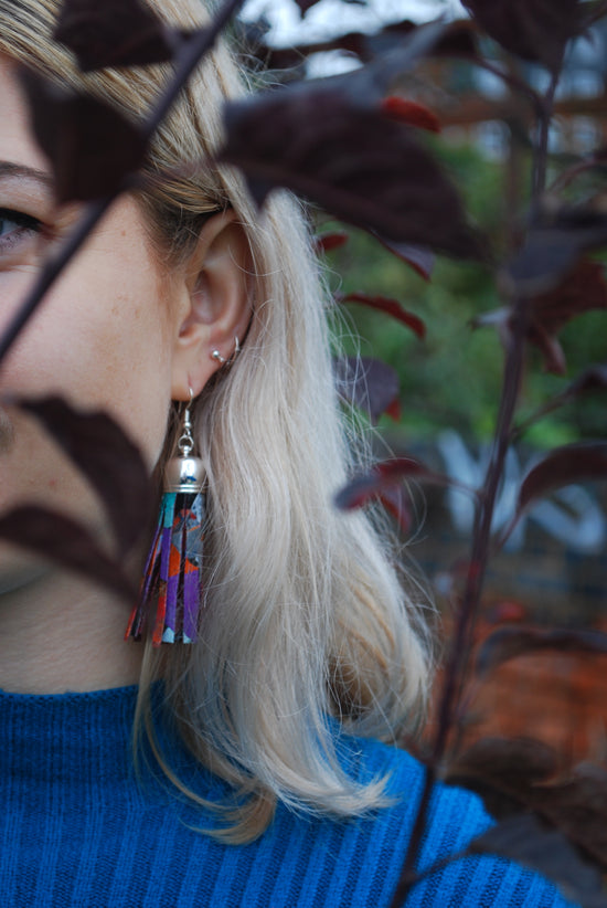 Medium dangly abstract tassel earrings - PLASTIQUE By Siân