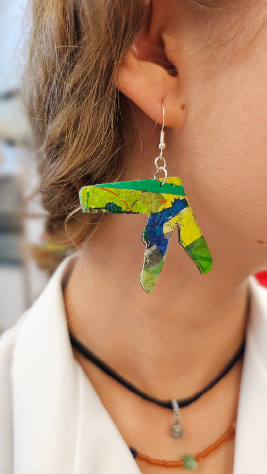 WORKSHOP: Jewellery Making- Using Upcycled Single-use Plastic