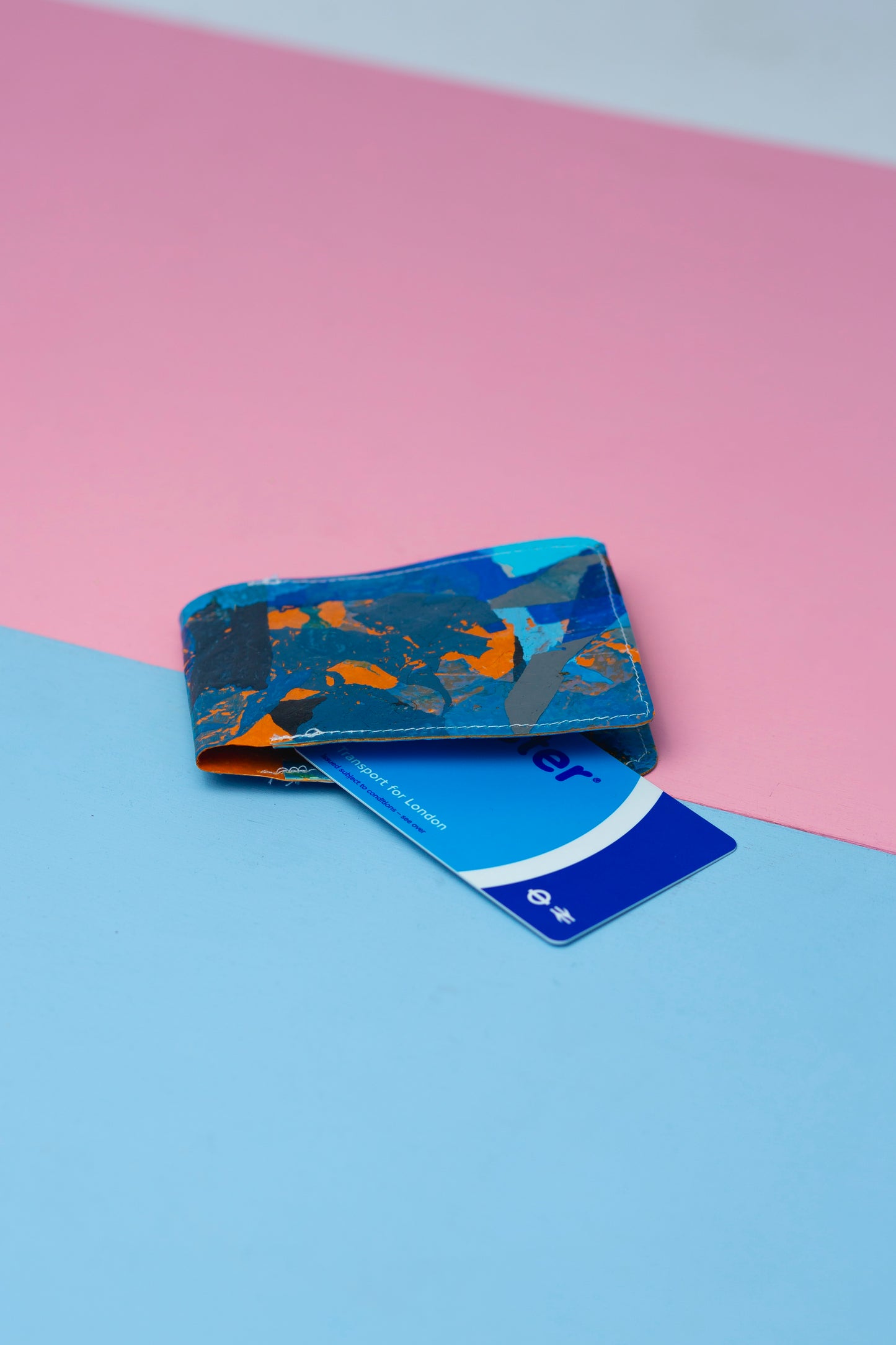 Card wallet: blue and orange