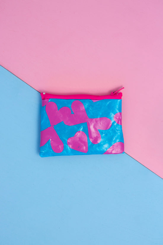 Zip Purse: Pale blue with pink hearts